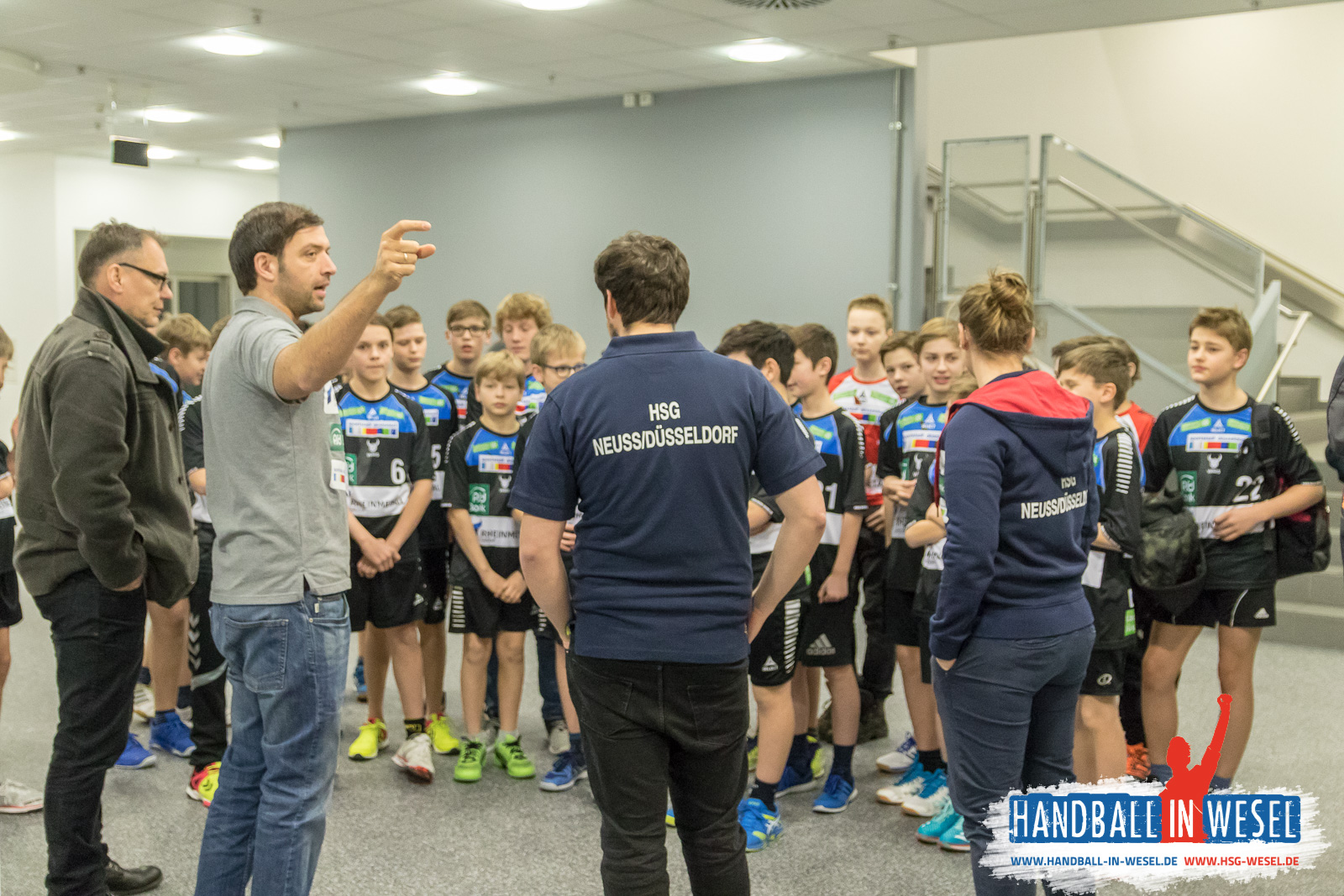 HC Rhein Vikings - TuSEM Essen 32:29 (17:14) / 2.Liga / DKB Hand